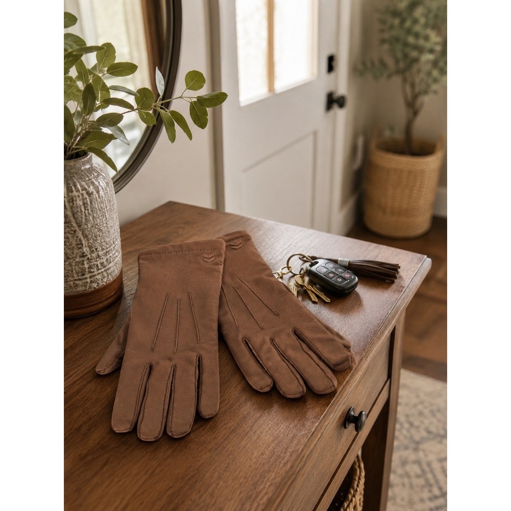 Vintage Isotoner‎ Womens Spandex Cold Weather Gloves Brown One Size Chevron Logo
